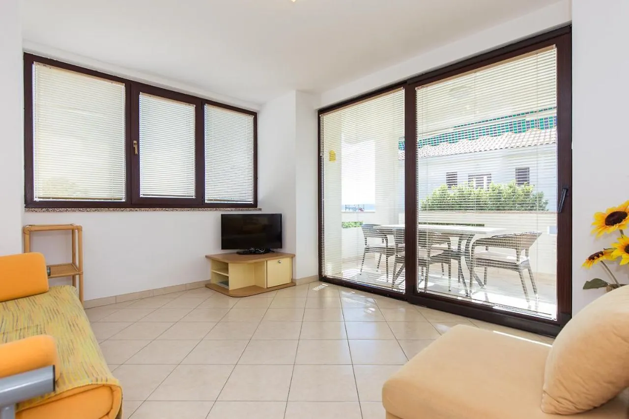 Apartment Apartmani Manzoni Punat