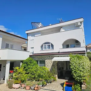 Apartment Kurjakovic -, Punat